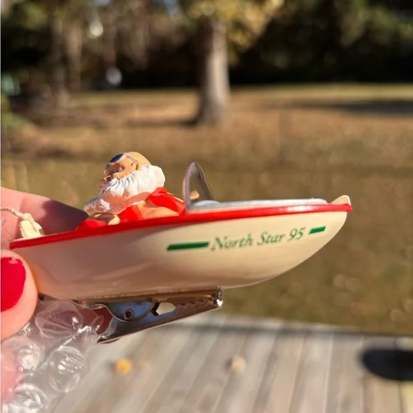 Hallmark Ornament Boating Santa 1995 Water Sports Christmas Tree Vintage skiing - Picture 7 of 7